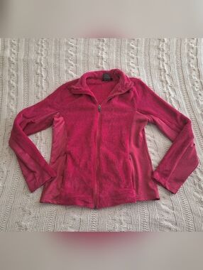 Woman's Love Ryan Activewear Jacket Size Medium